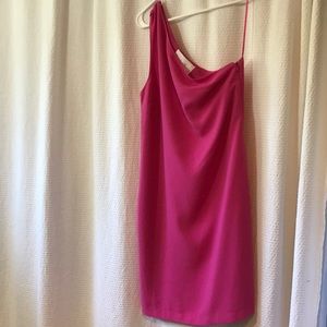 One shoulder dress